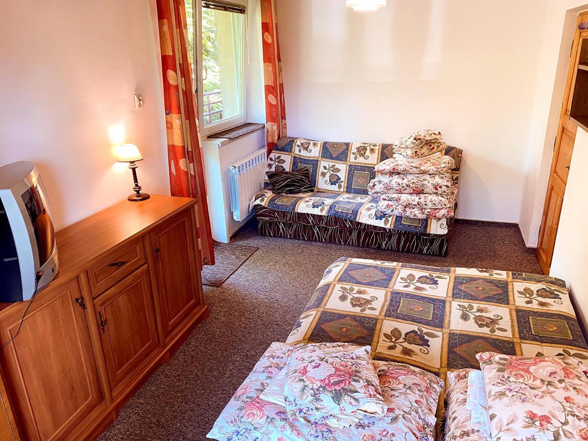 Cecylia Apartment *