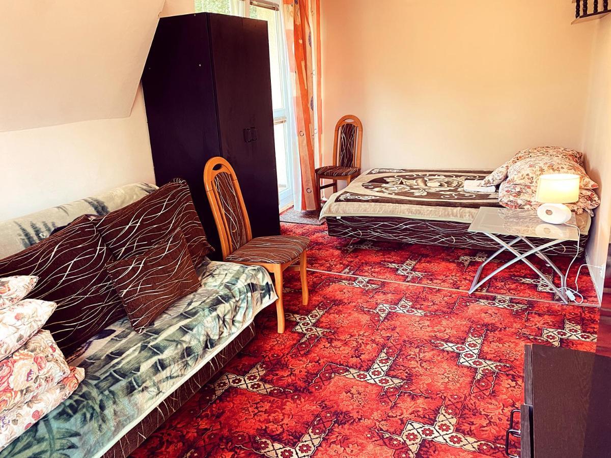 Cecylia Apartment *
